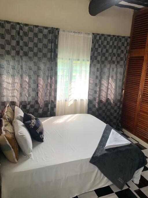 Jambo Diani 1-Bedroom Apartment Close To The Beach Диани-Бич Экстерьер фото